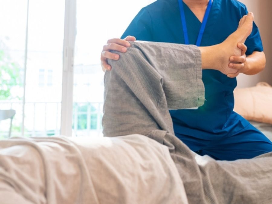 riabilitazione dopo la protesi di ginocchio